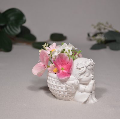 Blumenmädchen lackiert