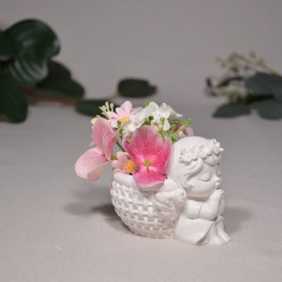 Blumenmädchen lackiert